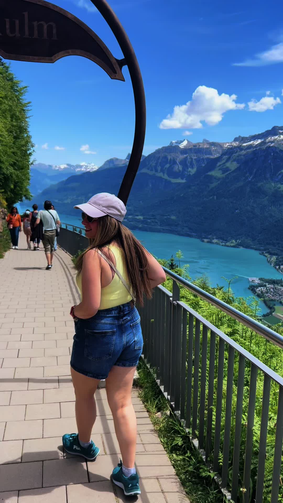 @Loul Naj🇨🇭