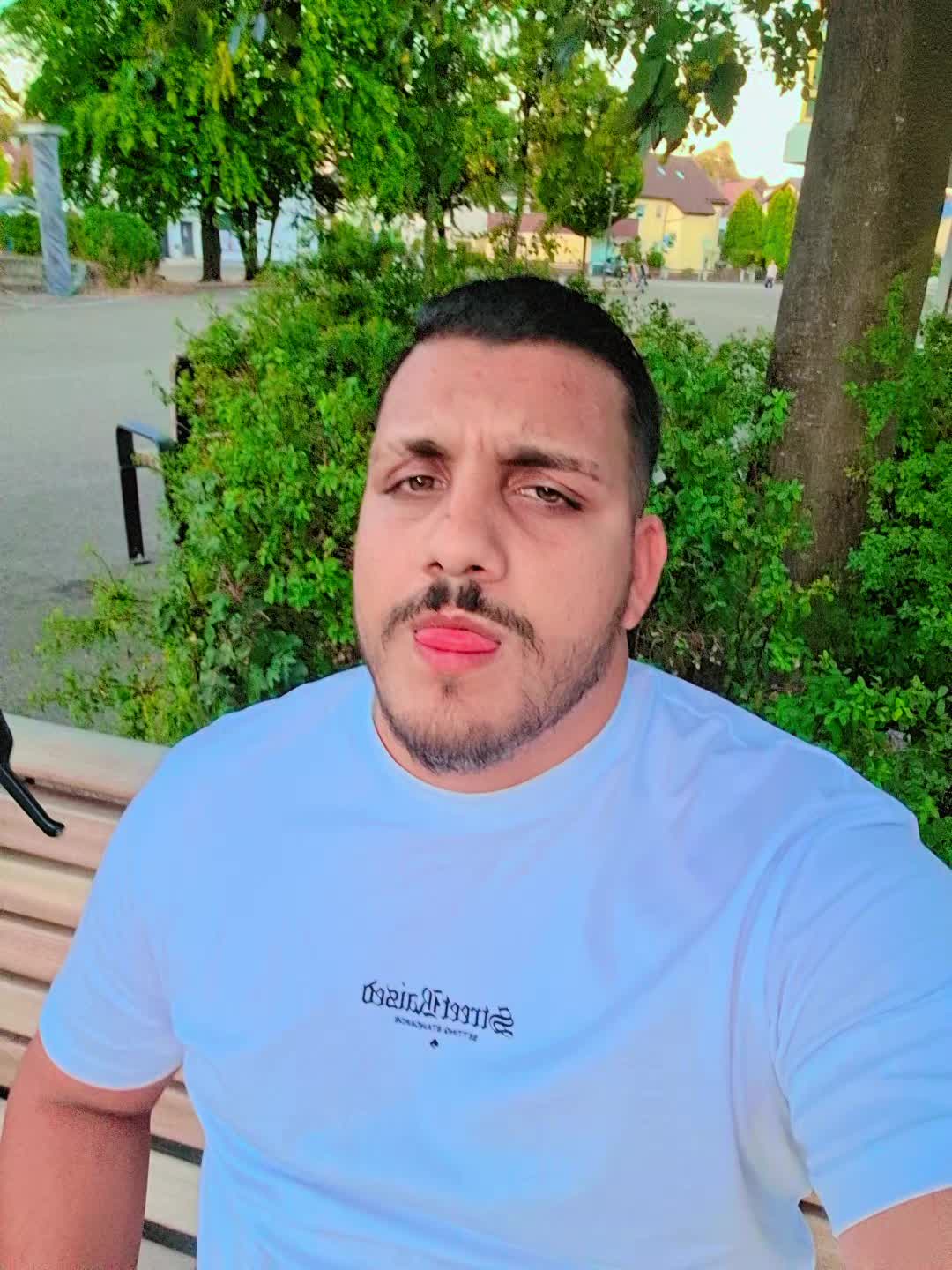 @🇩🇪👑Боби Б.🌪️👑 🤐