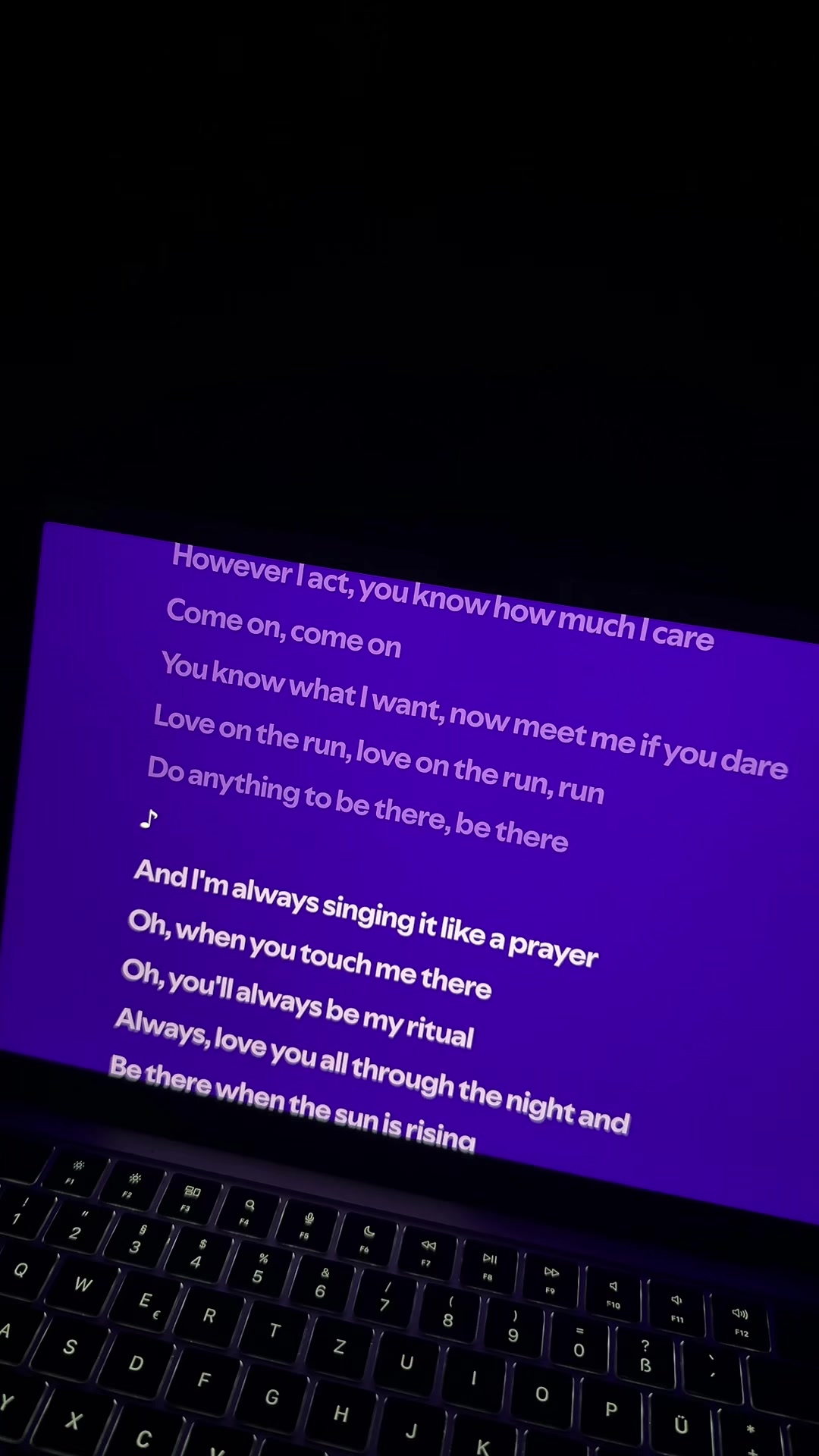 @lyricshub