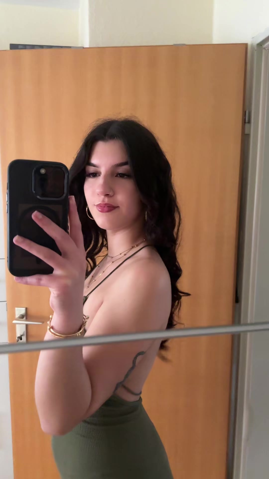 @<3