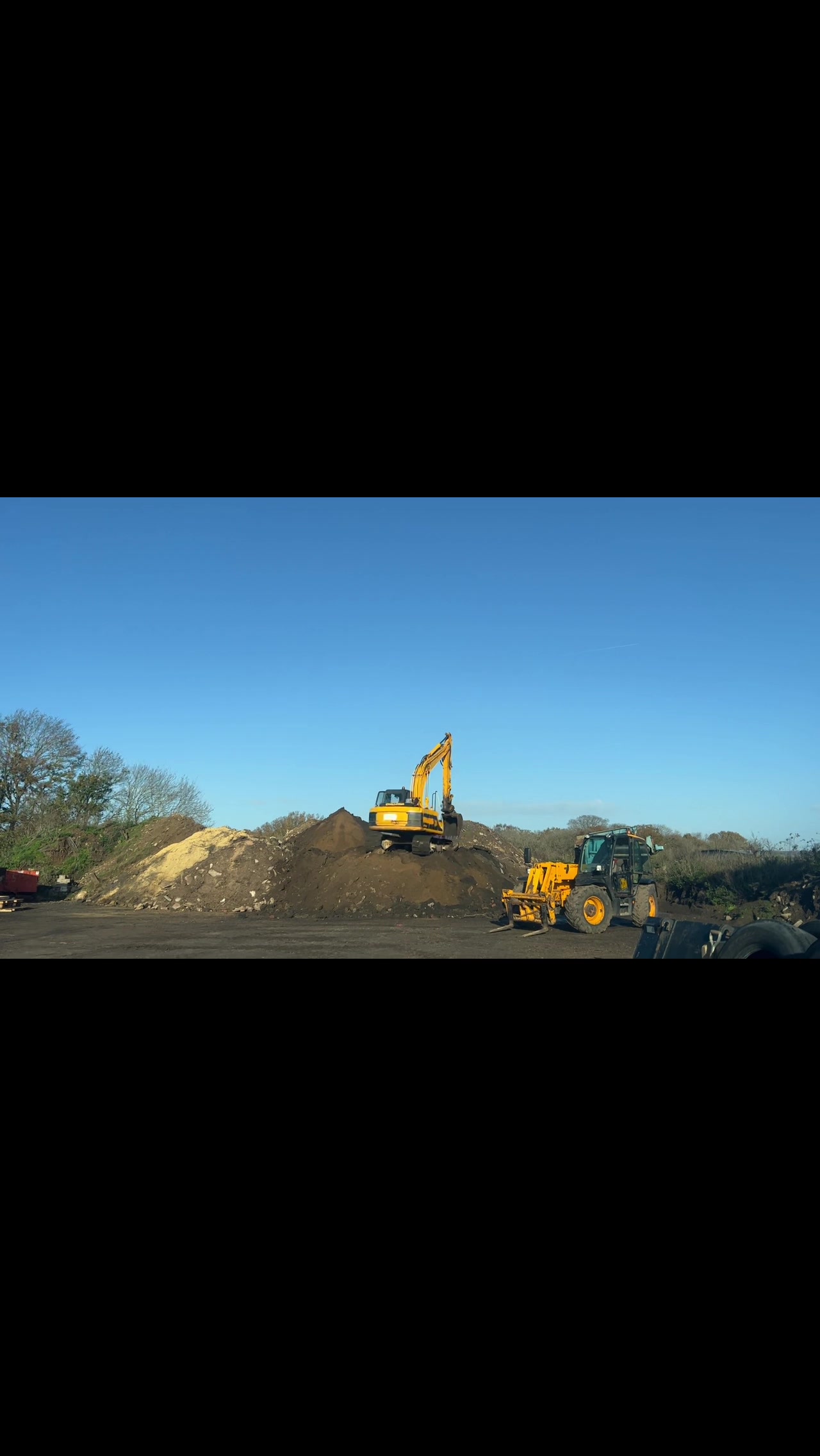 @Sleaford Grab Hire 🚨
