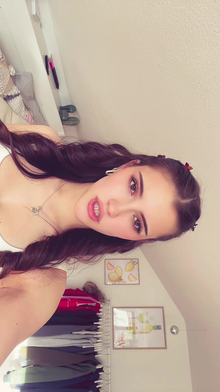 @mariella