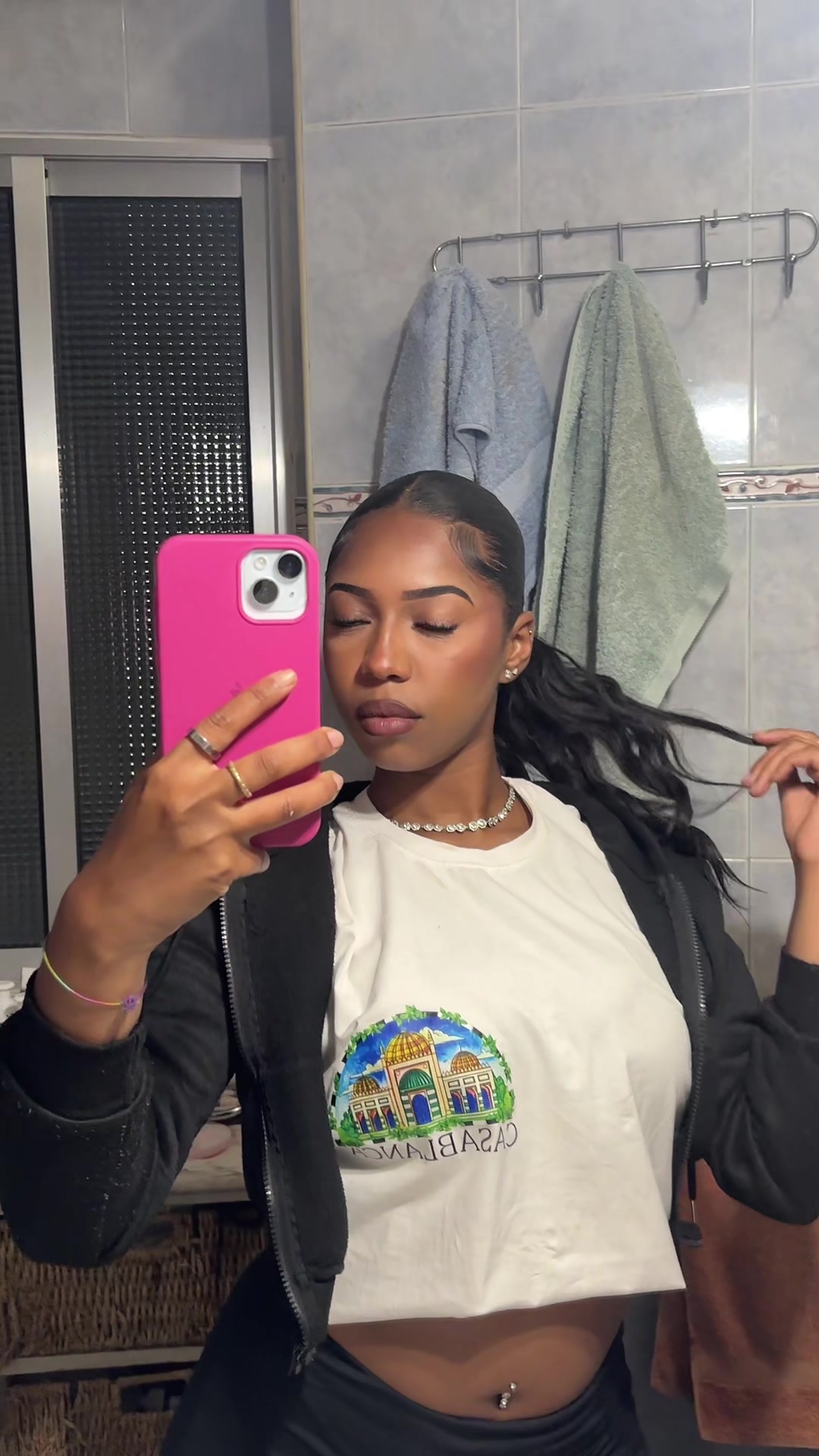 @baddie.chaki