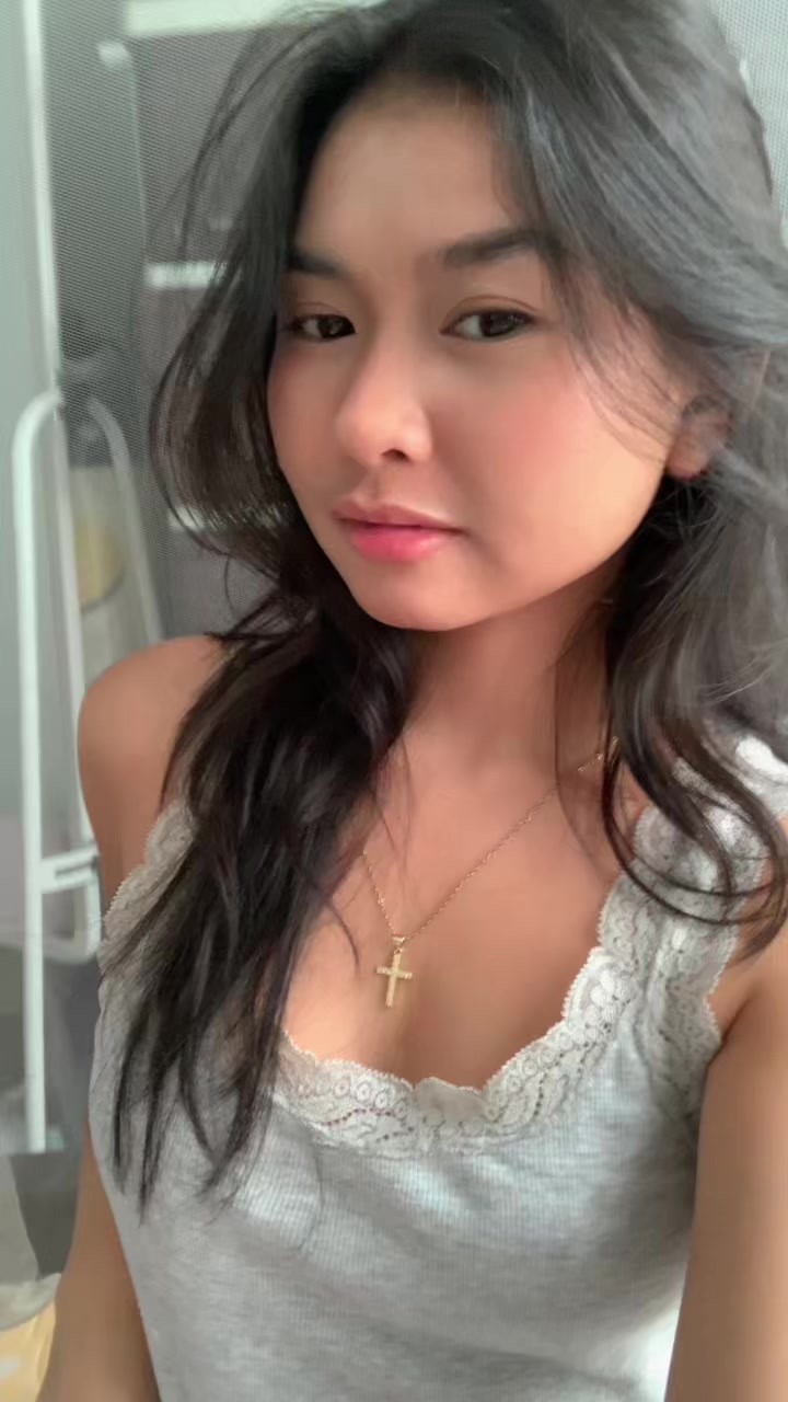 @𝑺𝒂𝒎𝒎𝒚 𓂃ෆ˚
