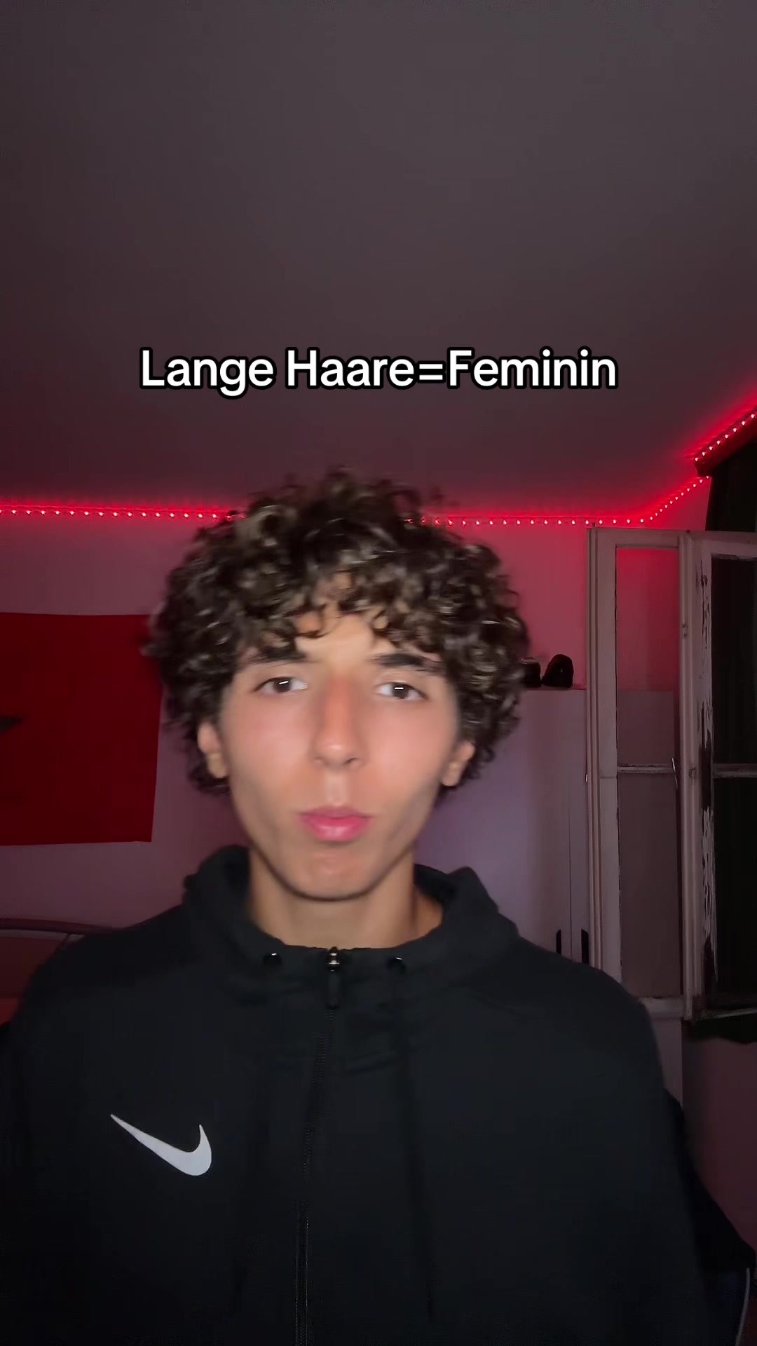 @elias