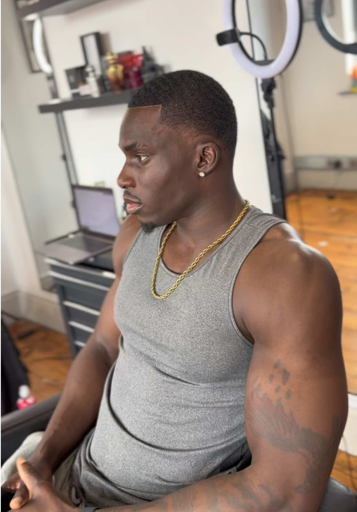 @CHIDZ BARBER