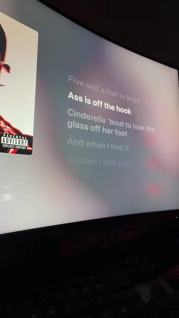 @🎧
