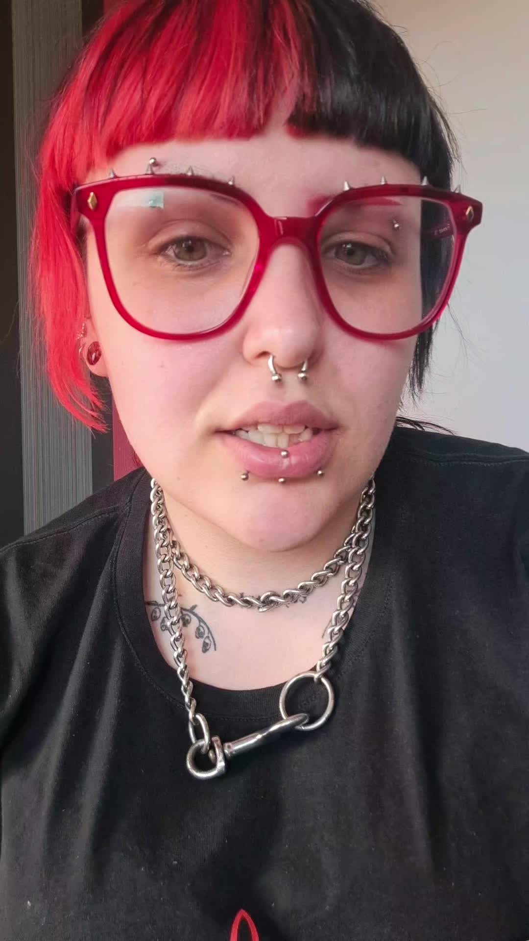 @🖤 𝕰𝖓𝖛𝖞 ❤️ (they/them)