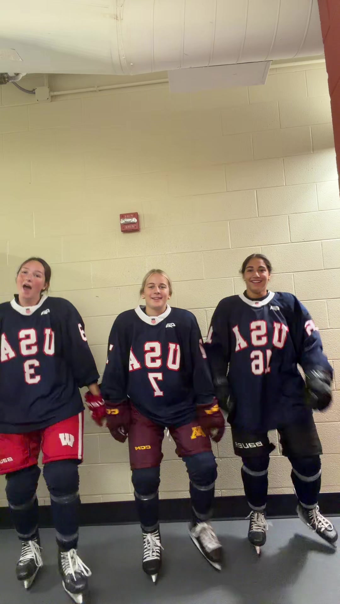 @puckinglegends