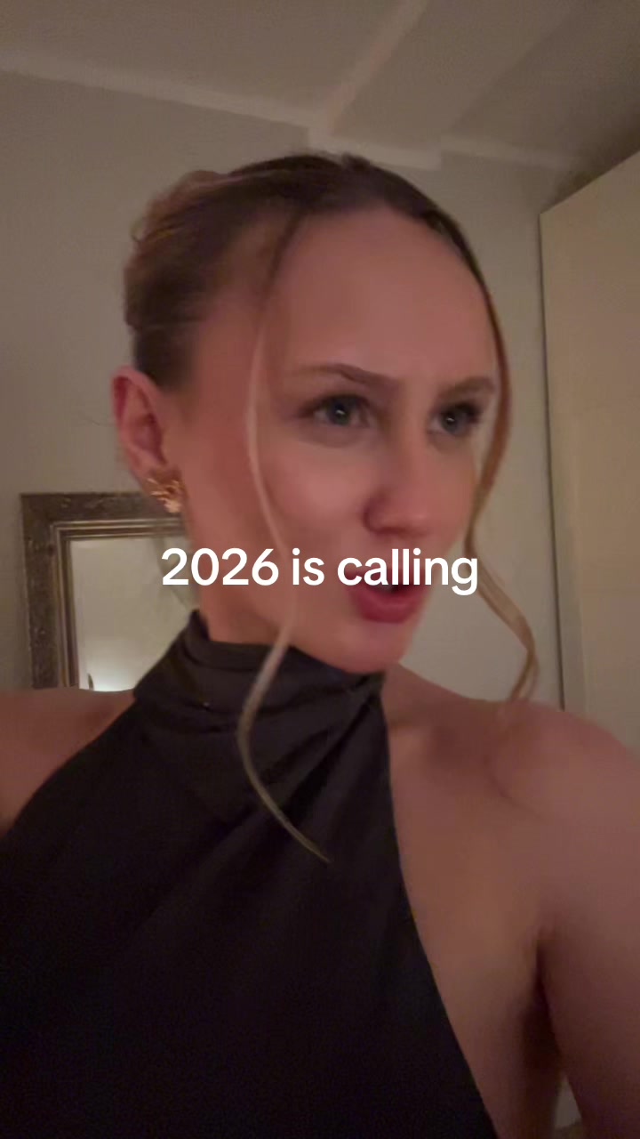 @Bella