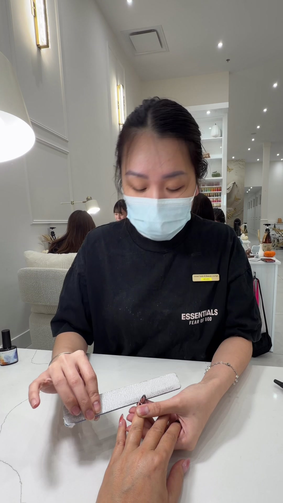 @velvet nails kw