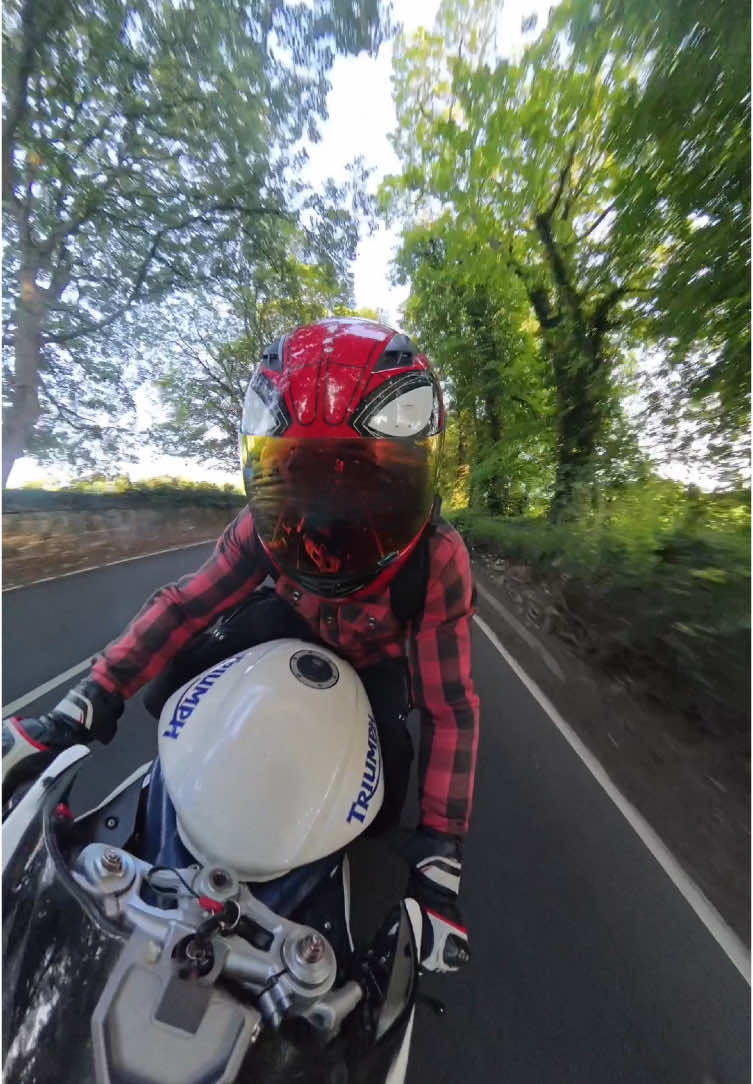 @beanie biker🏴