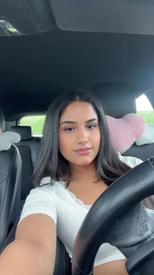 @جيسيكا