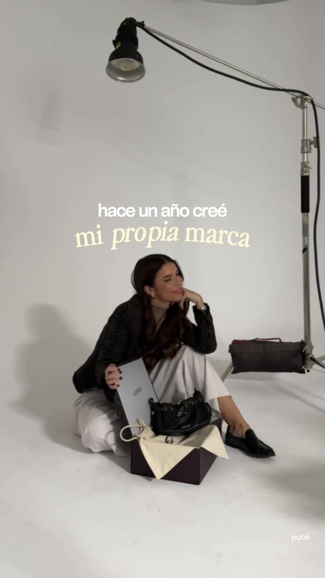 @Elena Gortari