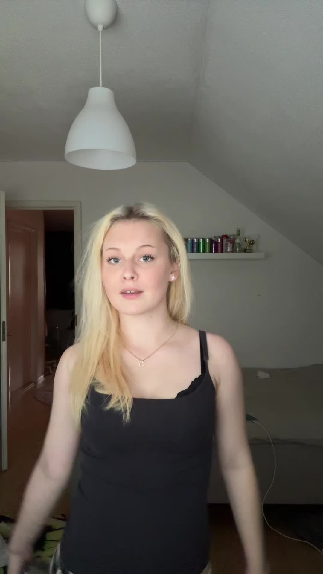 @𝒩ℯ𝓁𝓁𝒾