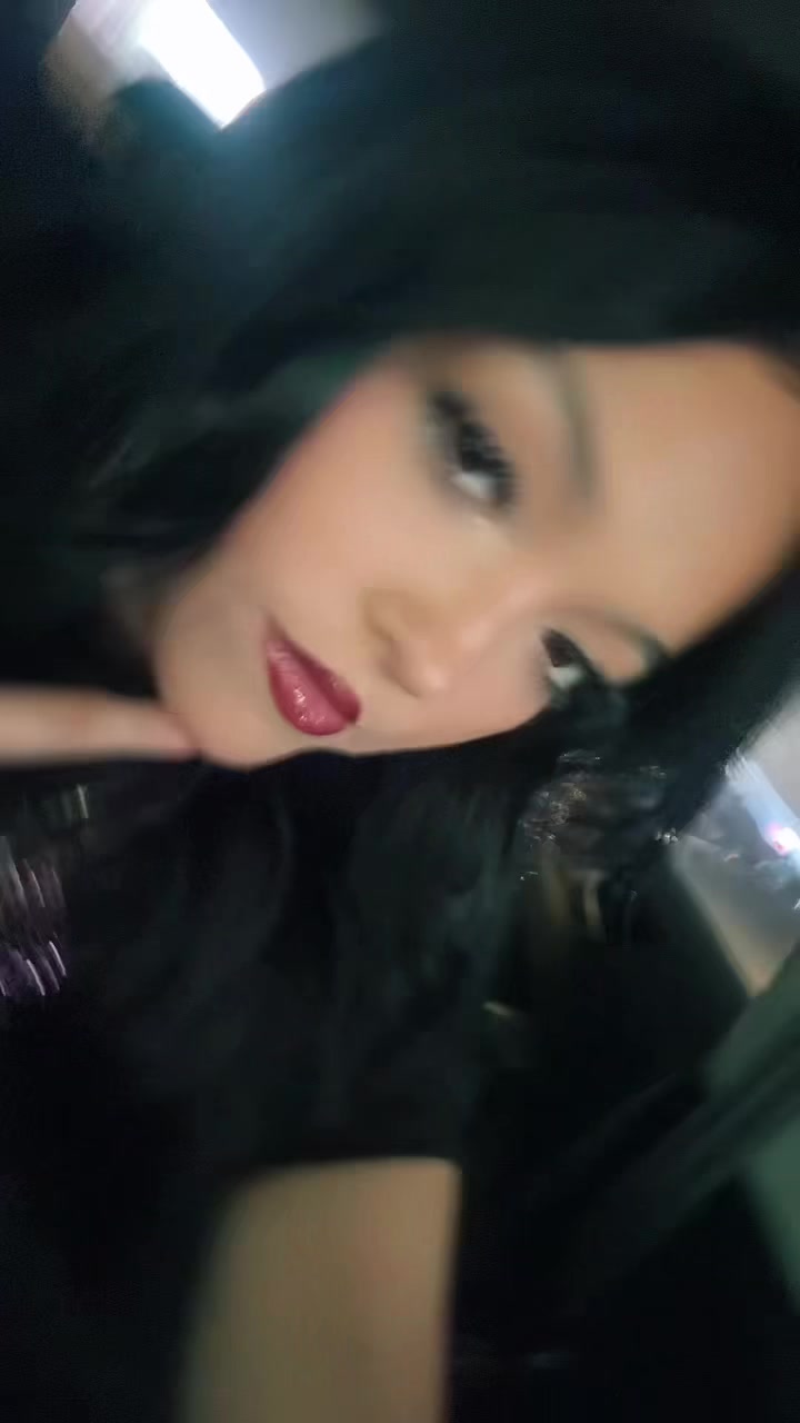 @whoami
