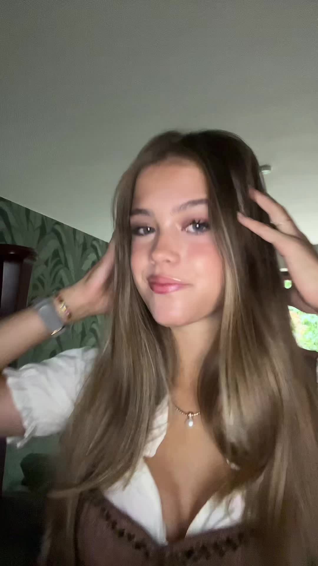 @Helia
