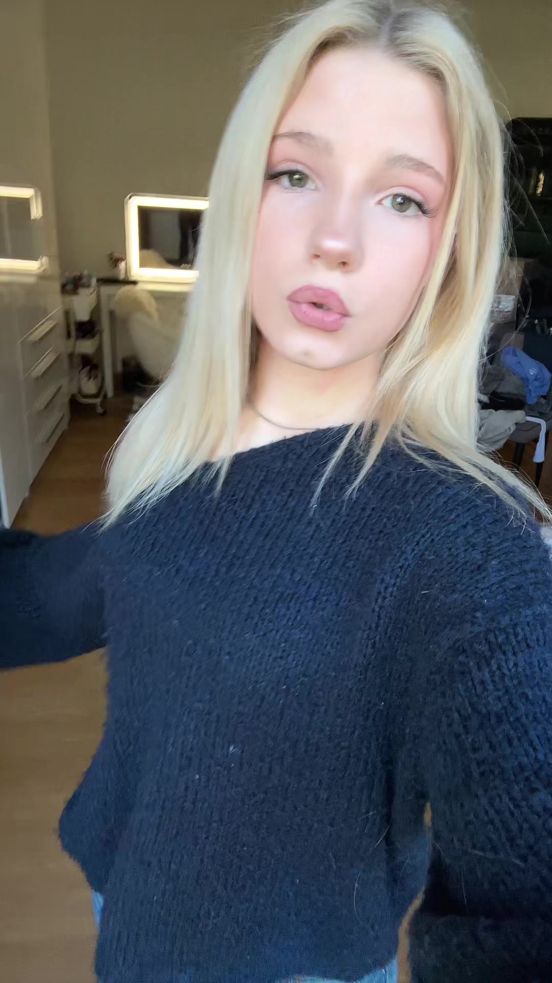 @𝓮𝓶𝓶𝓪