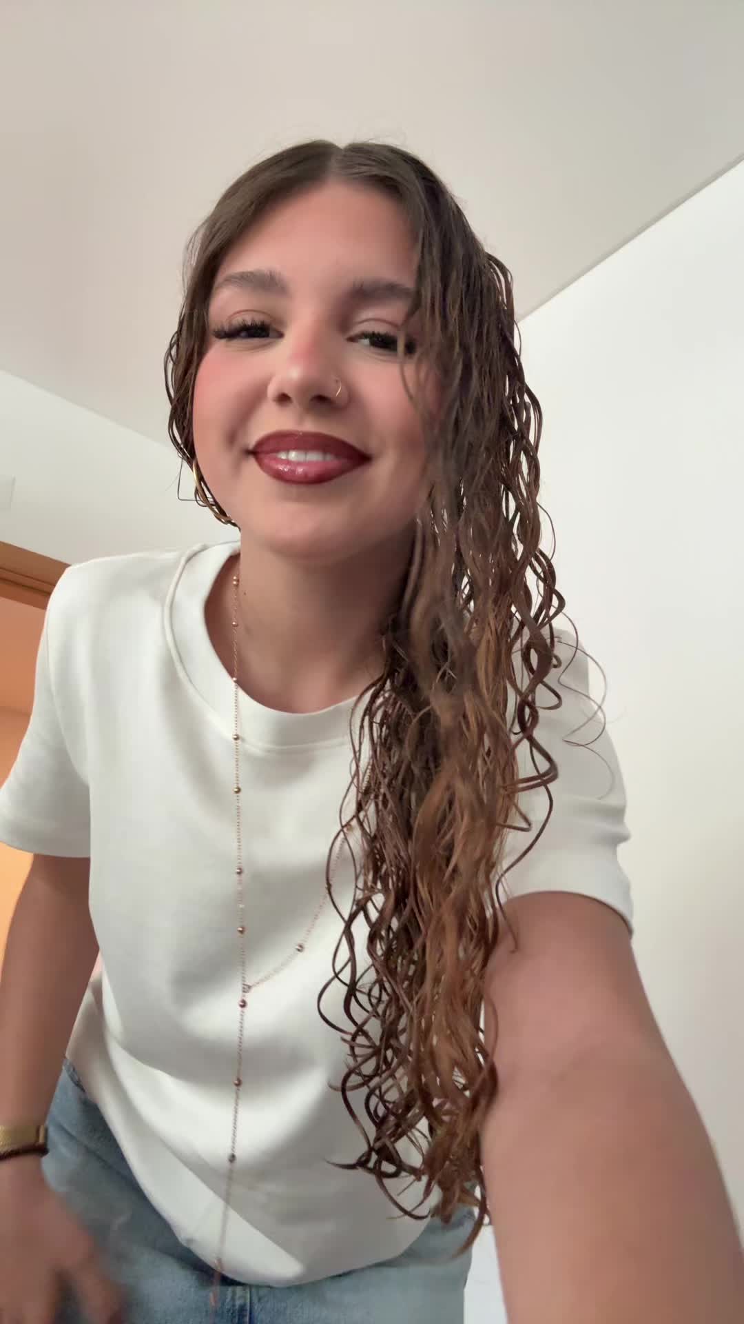 @nês
