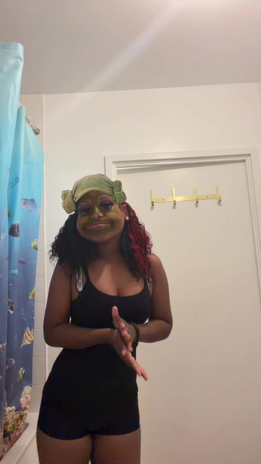@⃟