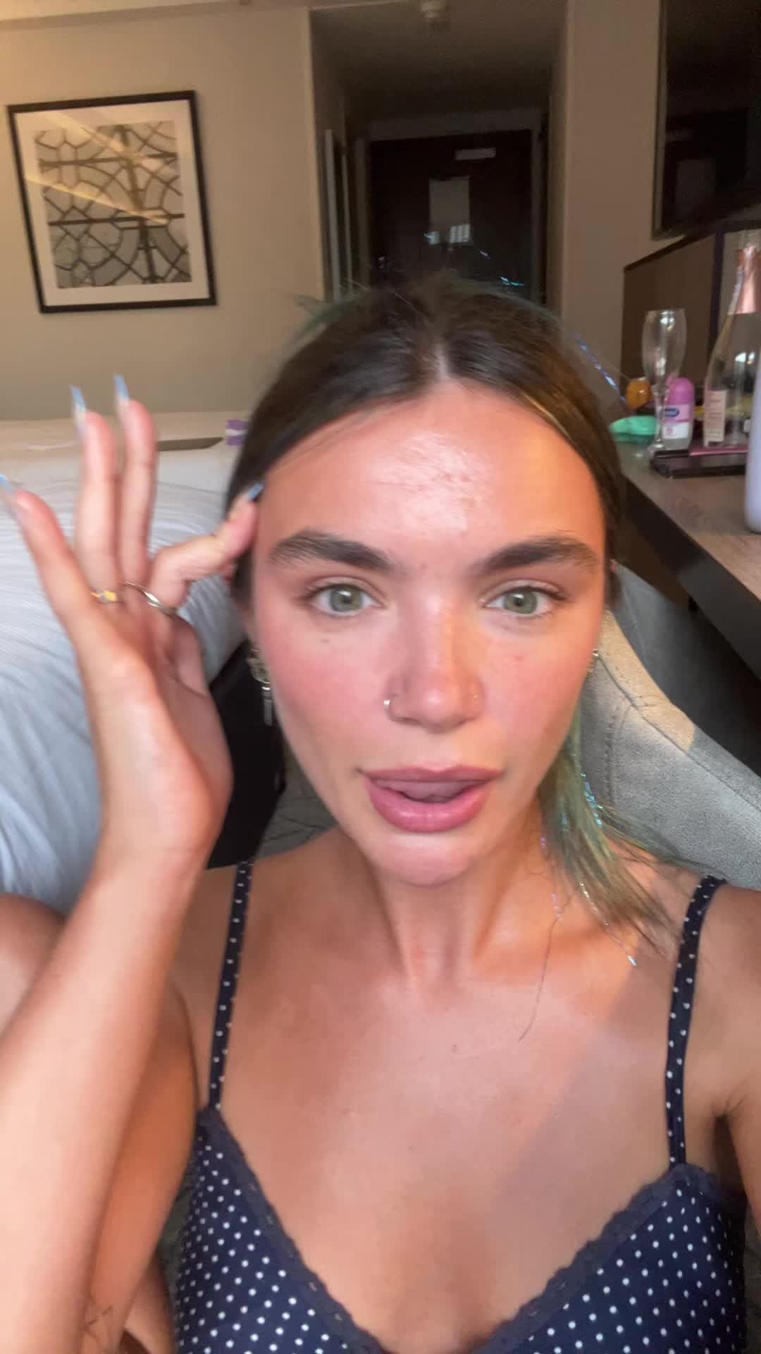 @evi