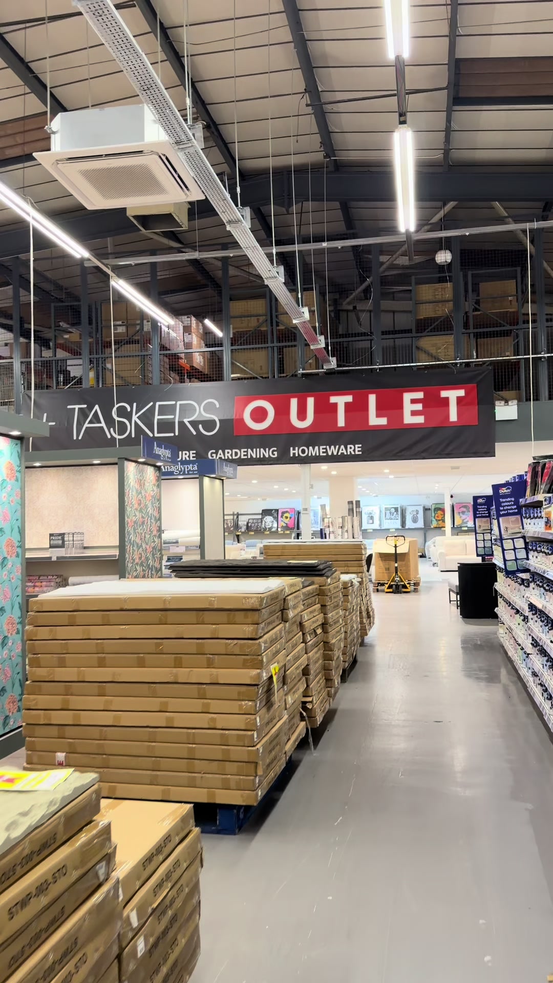 @Taskers Outlet