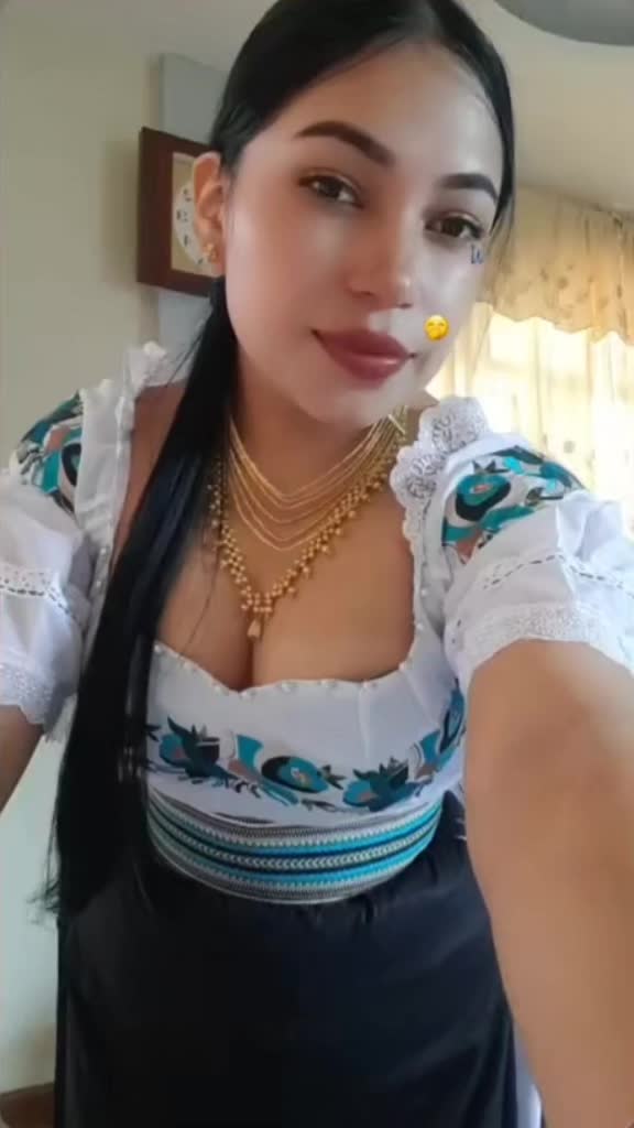 @nina_travez