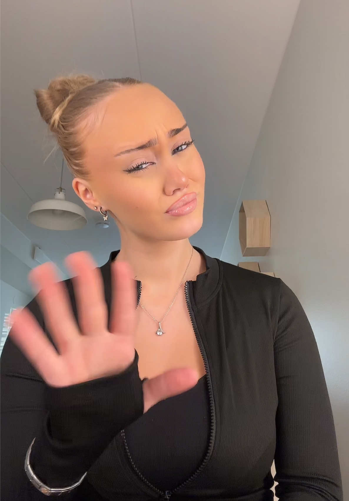 @HELMIINA