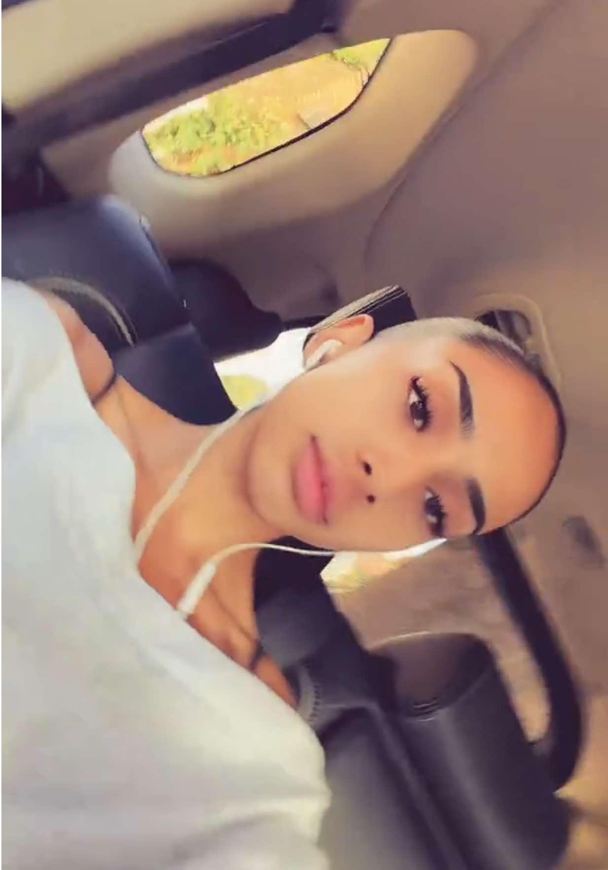 @Simran♡