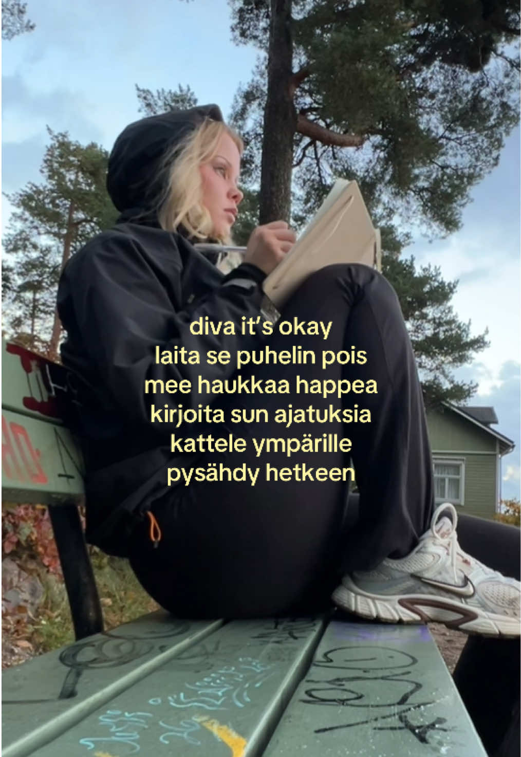 @julia 🧚🏼♀️