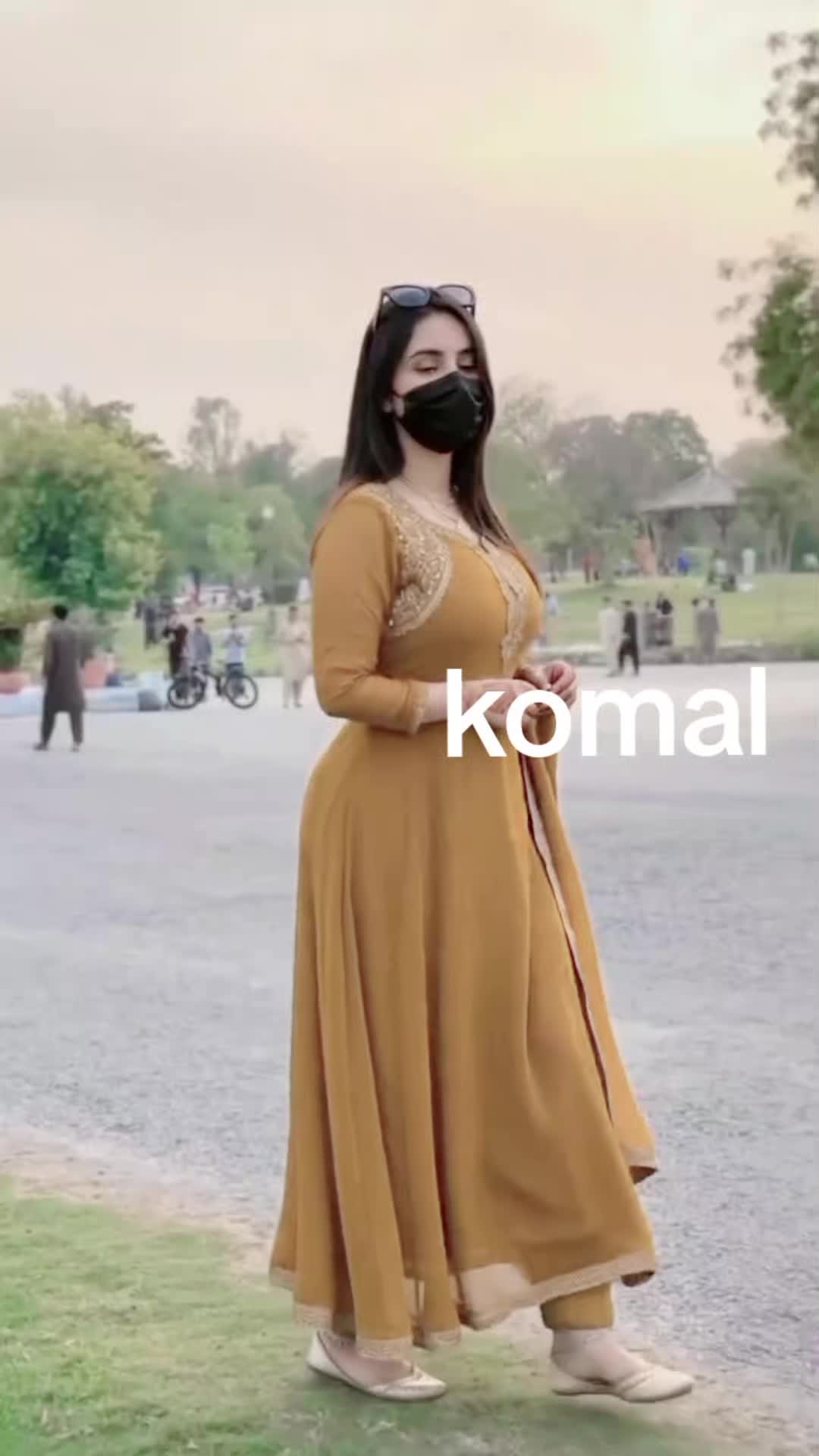 @komal