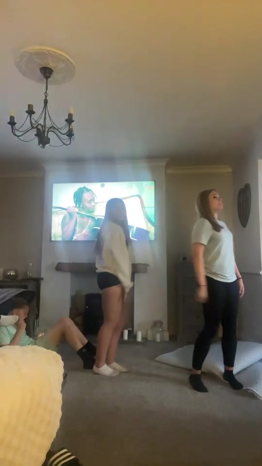 @𝓮𝓿𝓪𝒙𝒐𝒙𝒐