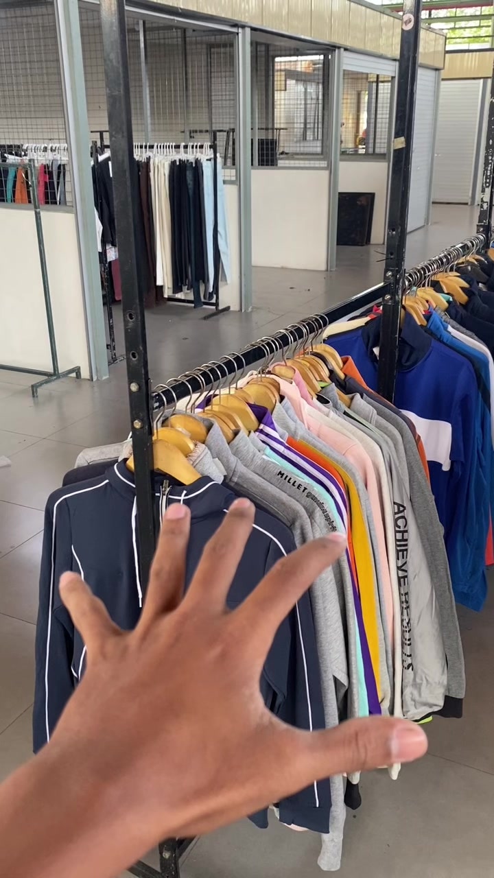 @BY DENISE STORE