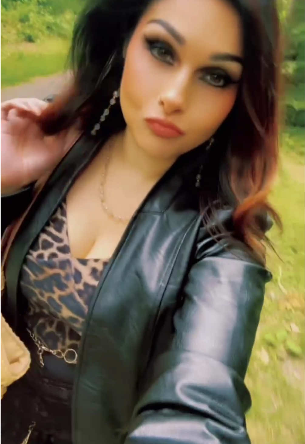 @Firozha 🇳🇱🇸🇷🇮🇳