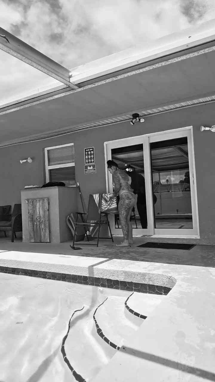 @Black & White