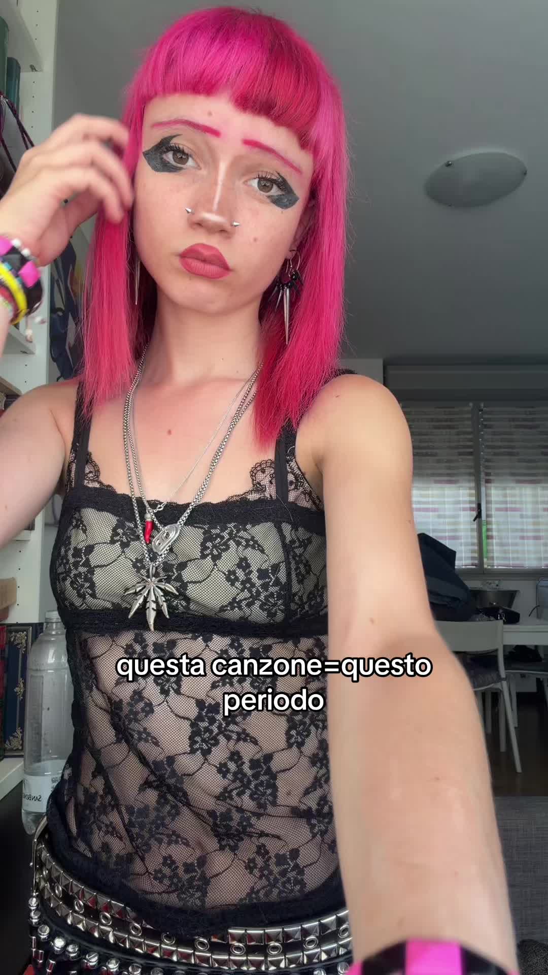 @♰lili♰
