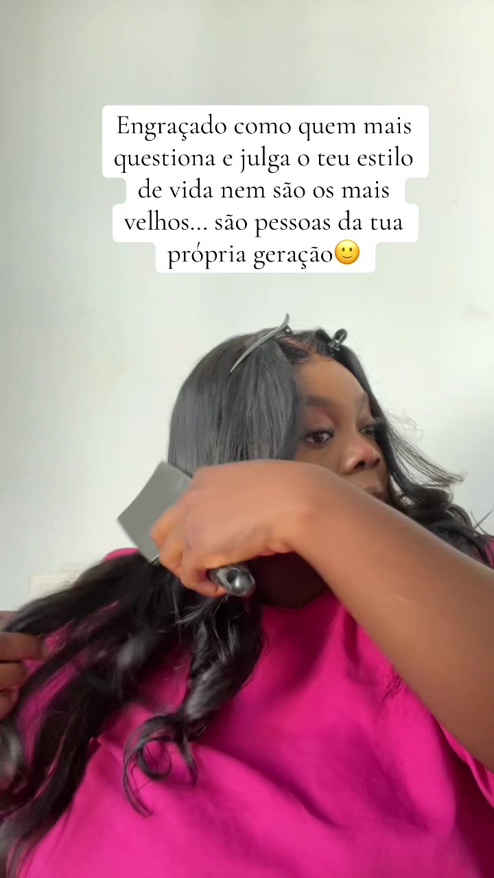 @Eleniaax