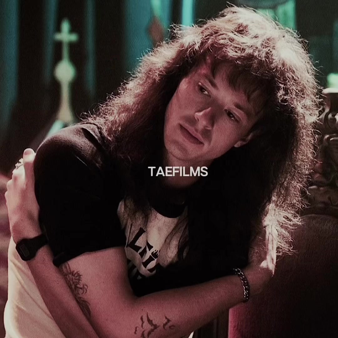 @Tae ᥫ᭡.