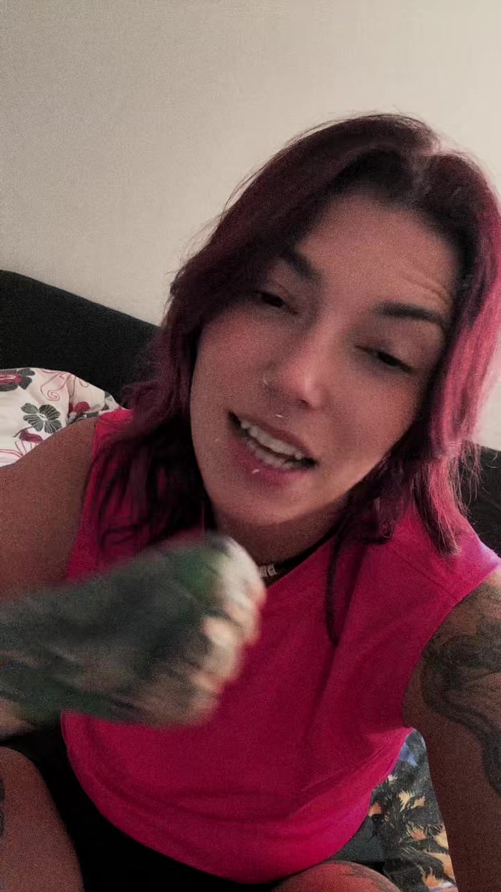 @Crazy girl_ernestine89😜
