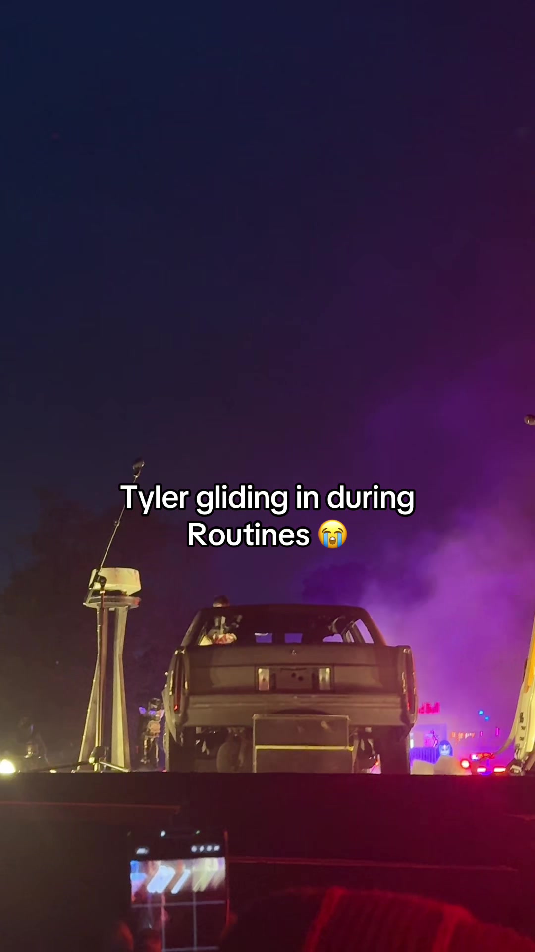 @IC¥ 💙🤍💛🩷