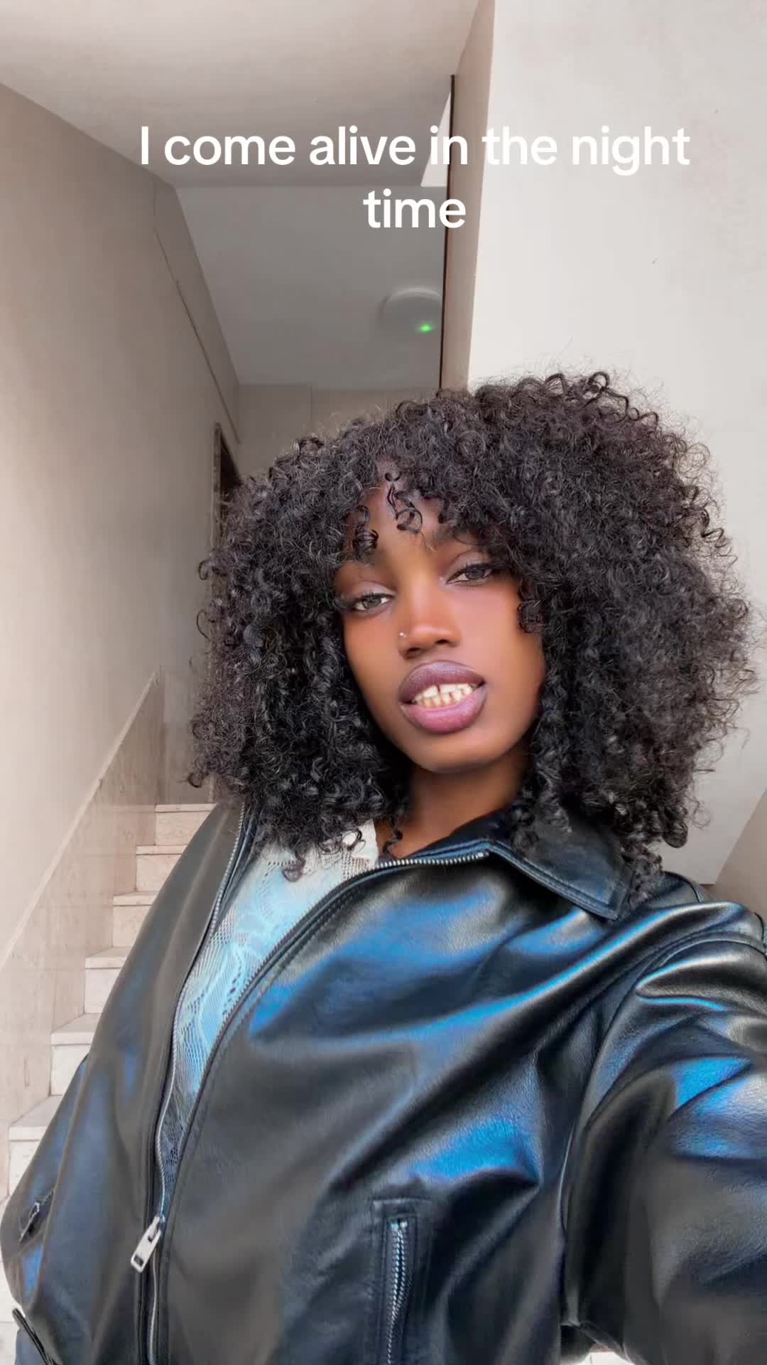 @RueB___