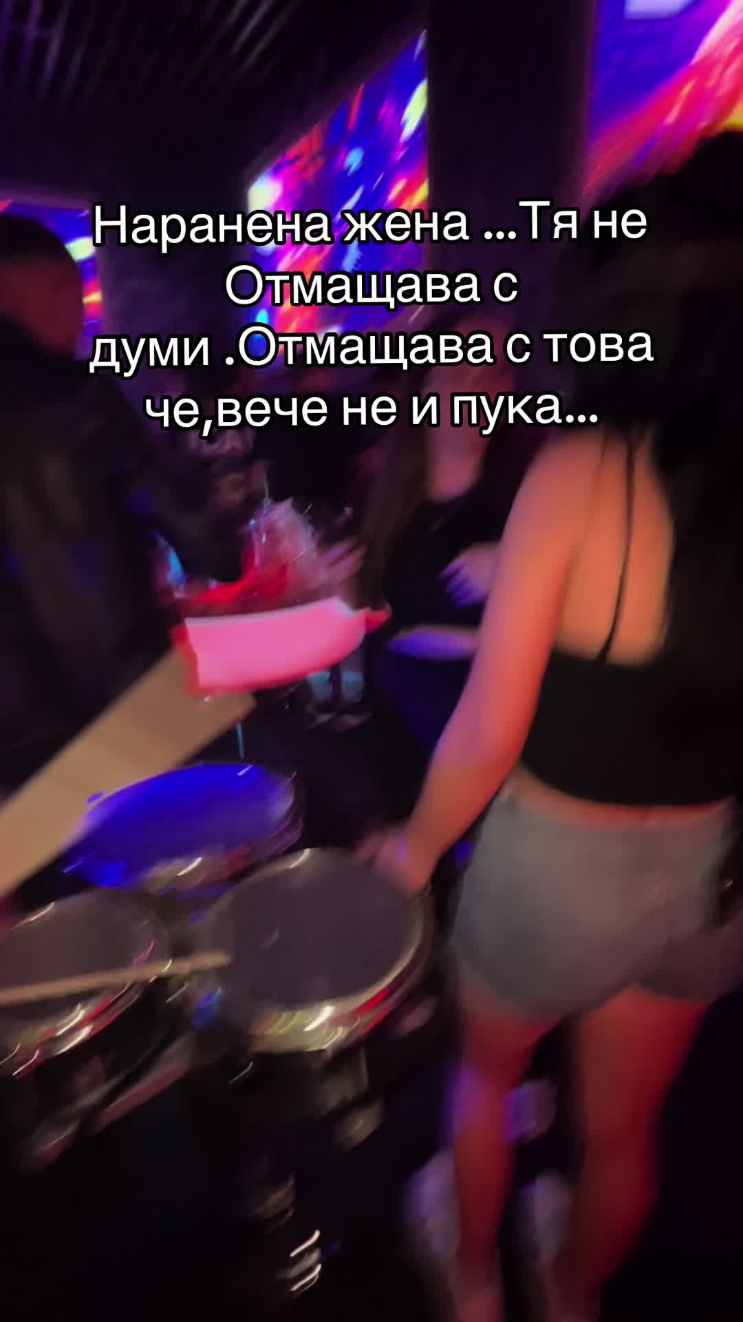 @•19•