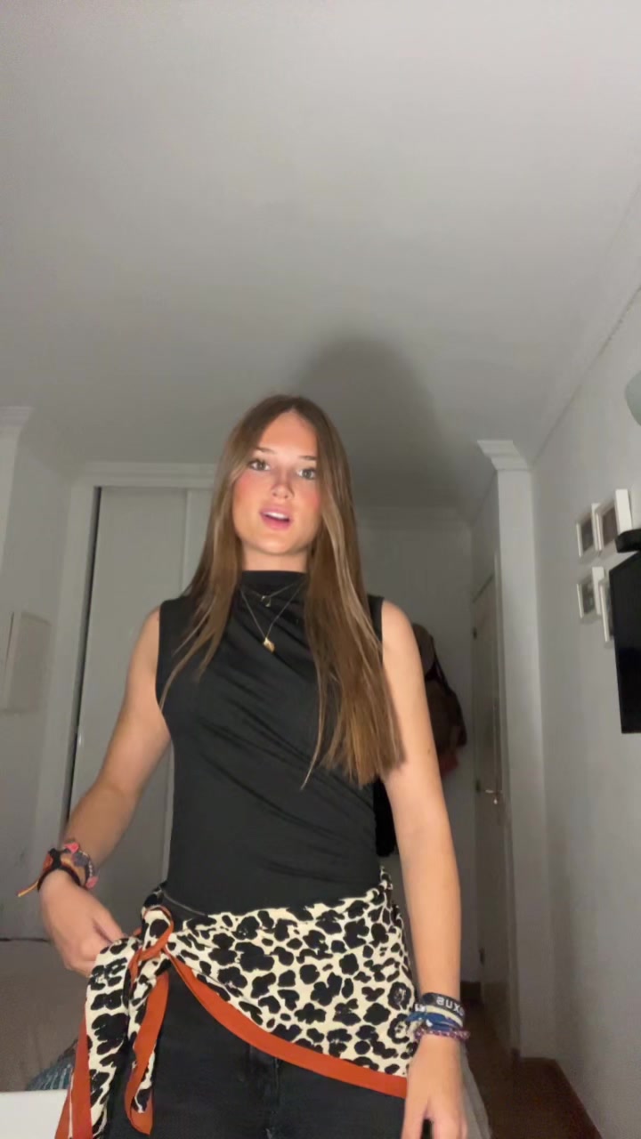 @charloottss