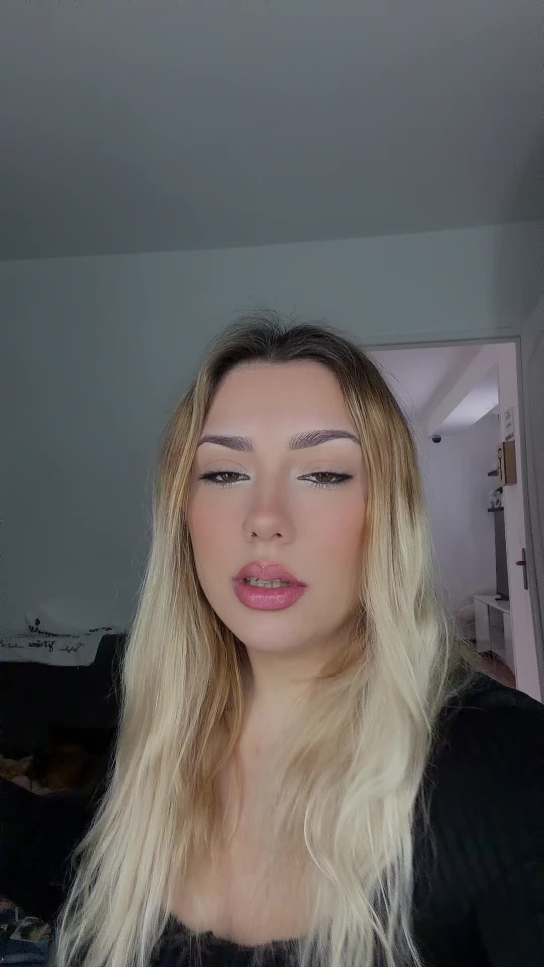 @Hakuna Matata 🥰