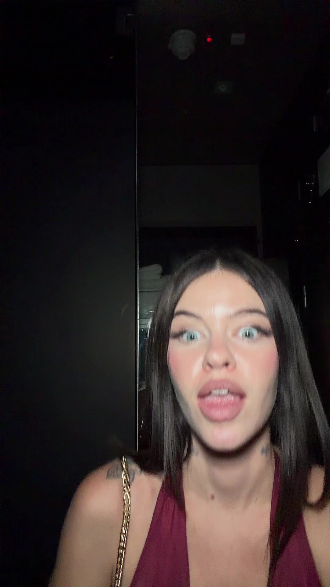 @rossavaxx