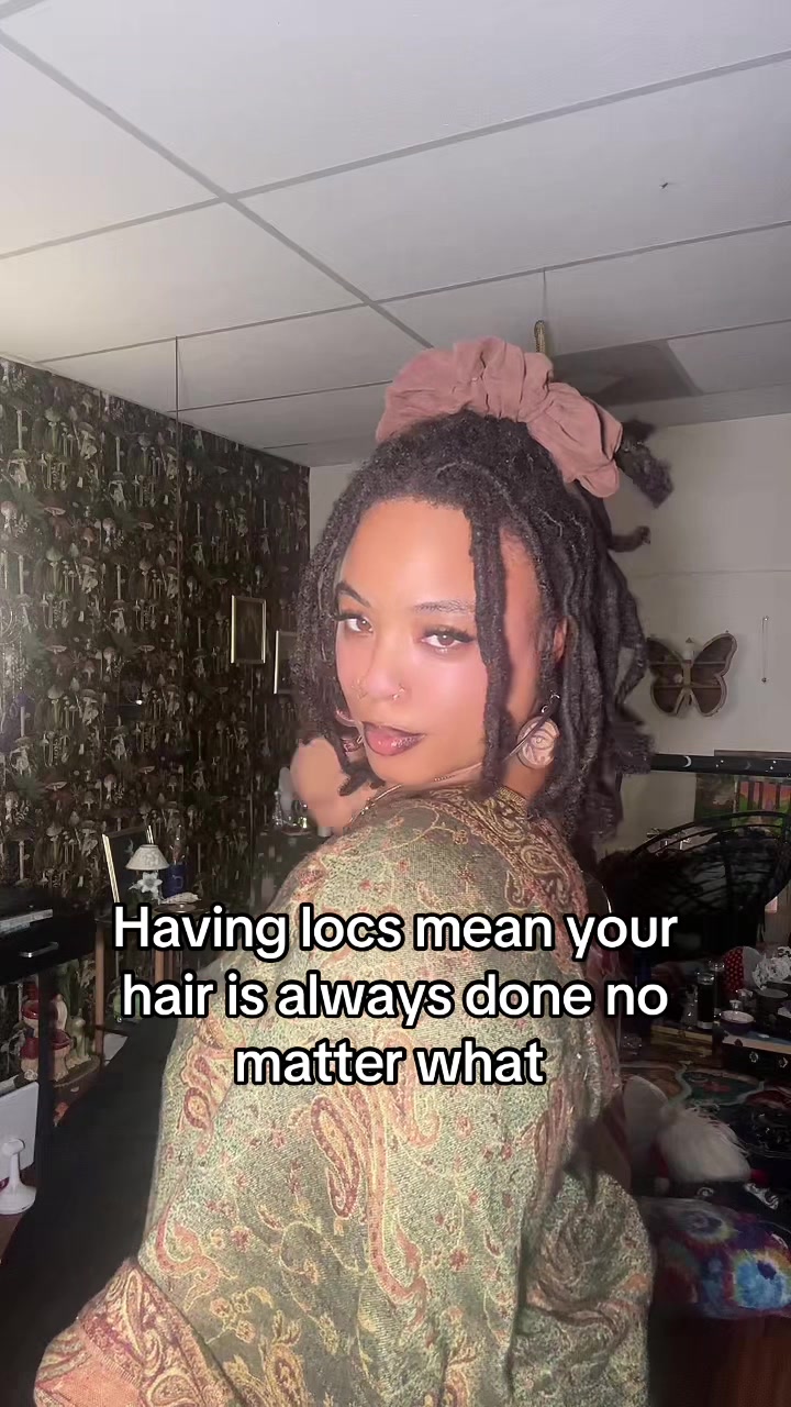 @WhimZee 🌺✨🧚🏽🔮