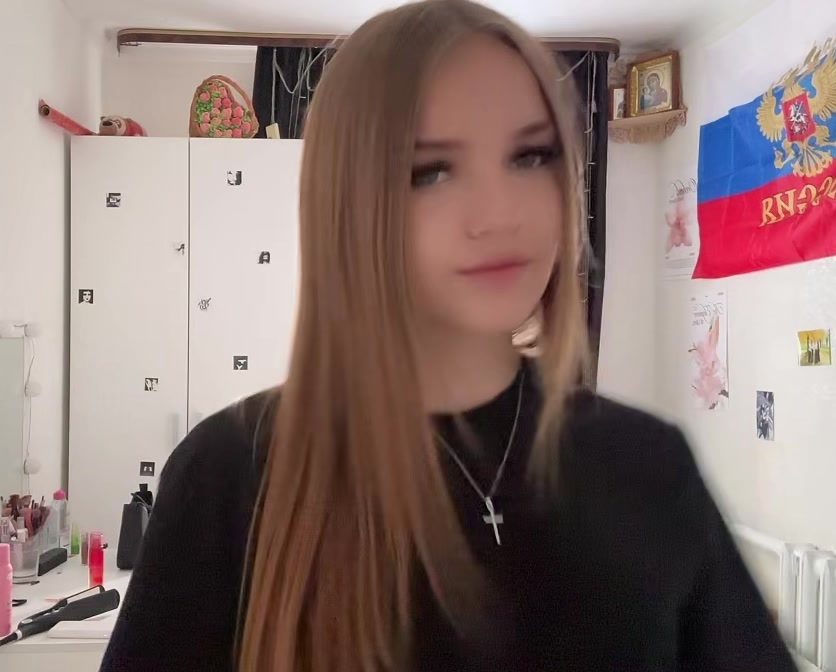 @Poliiinaaa