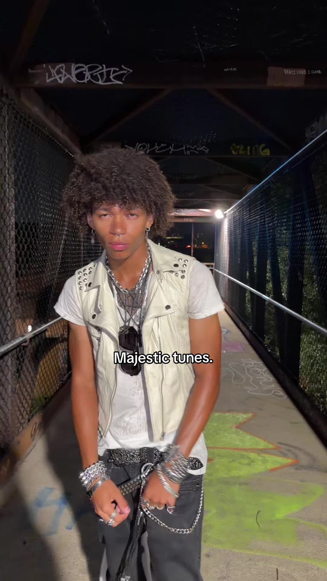 @Fezz