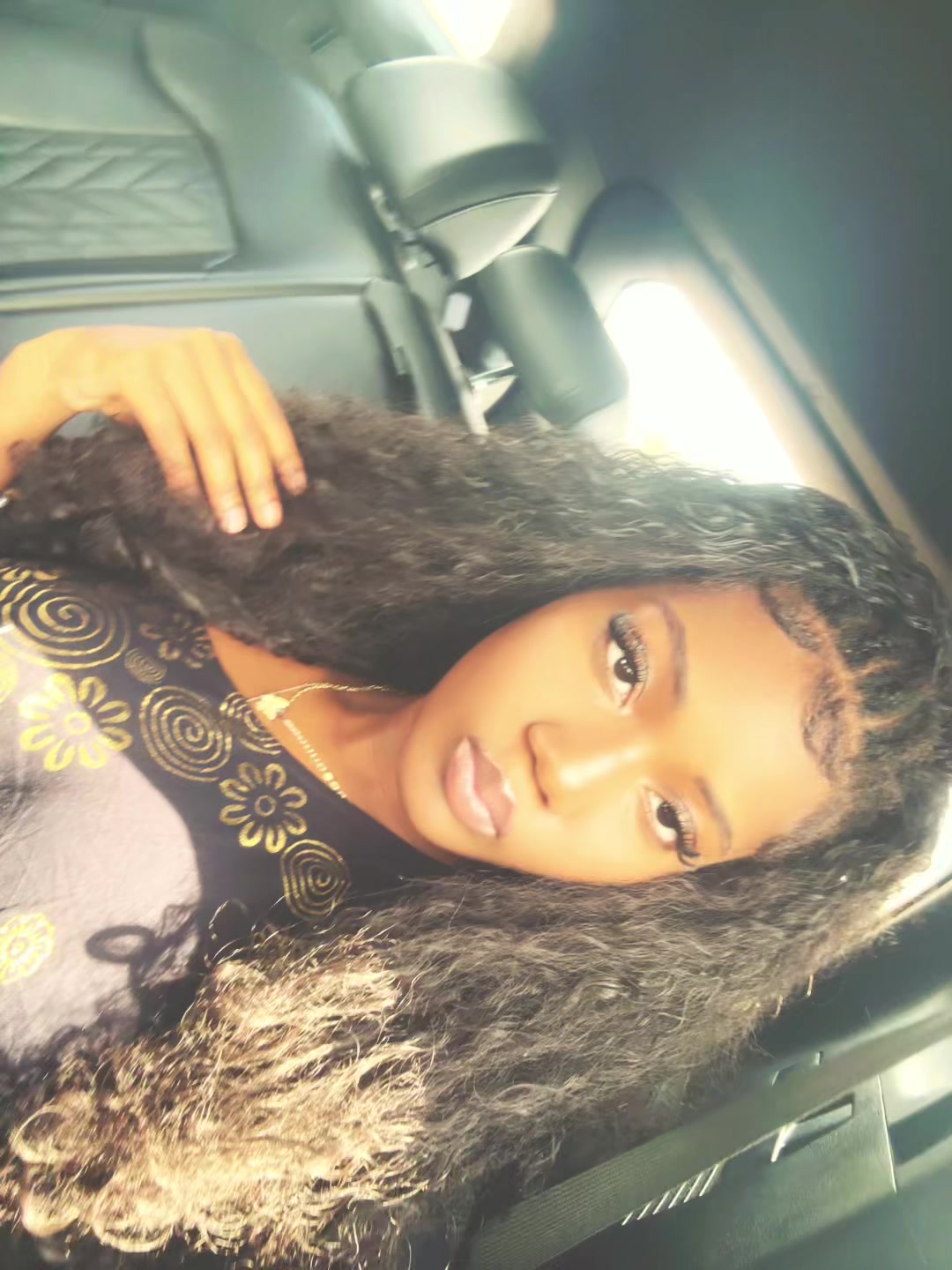 @Mira💋