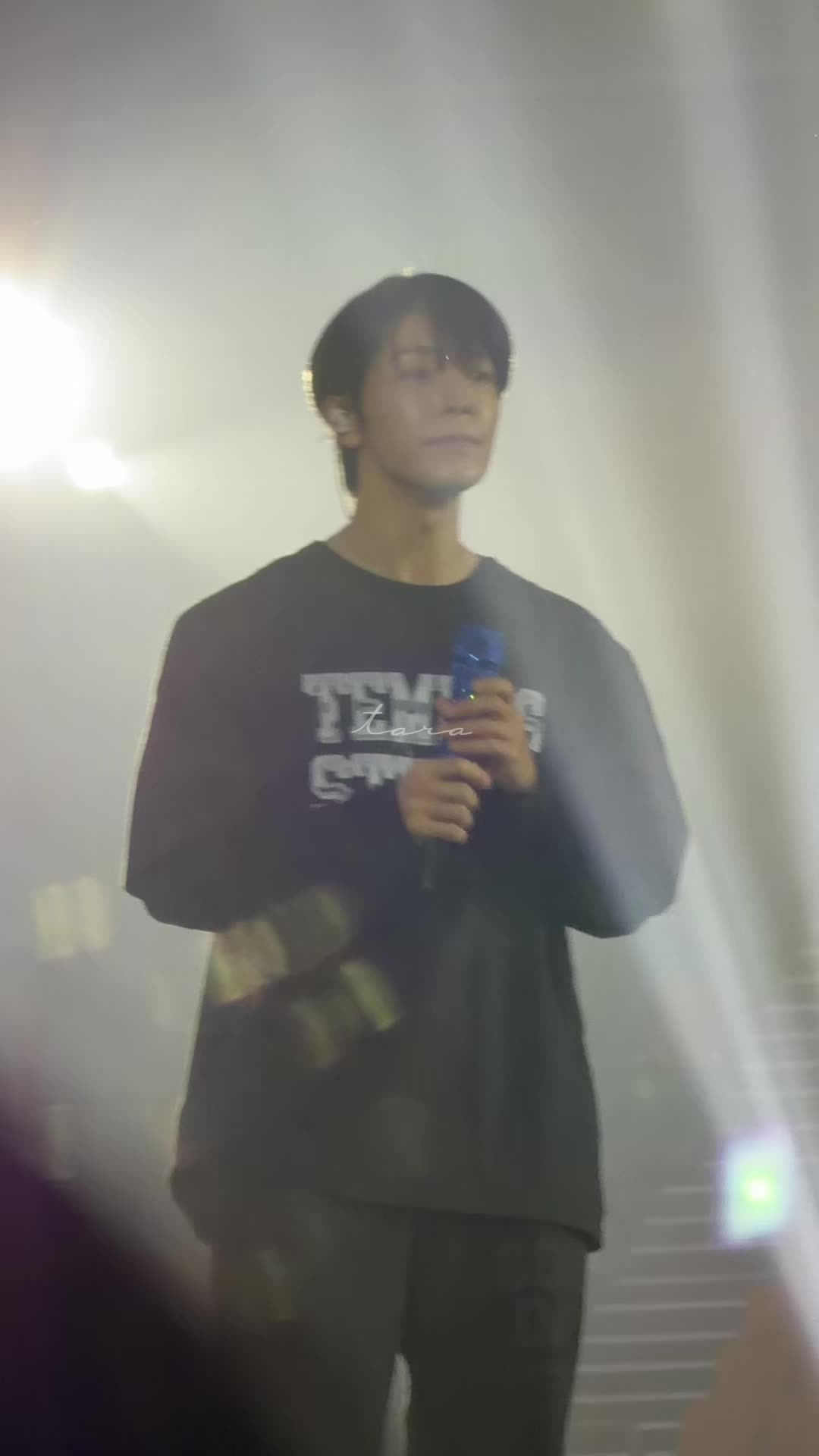 @tara 🪽| for donghae ࣪ ˖⋆